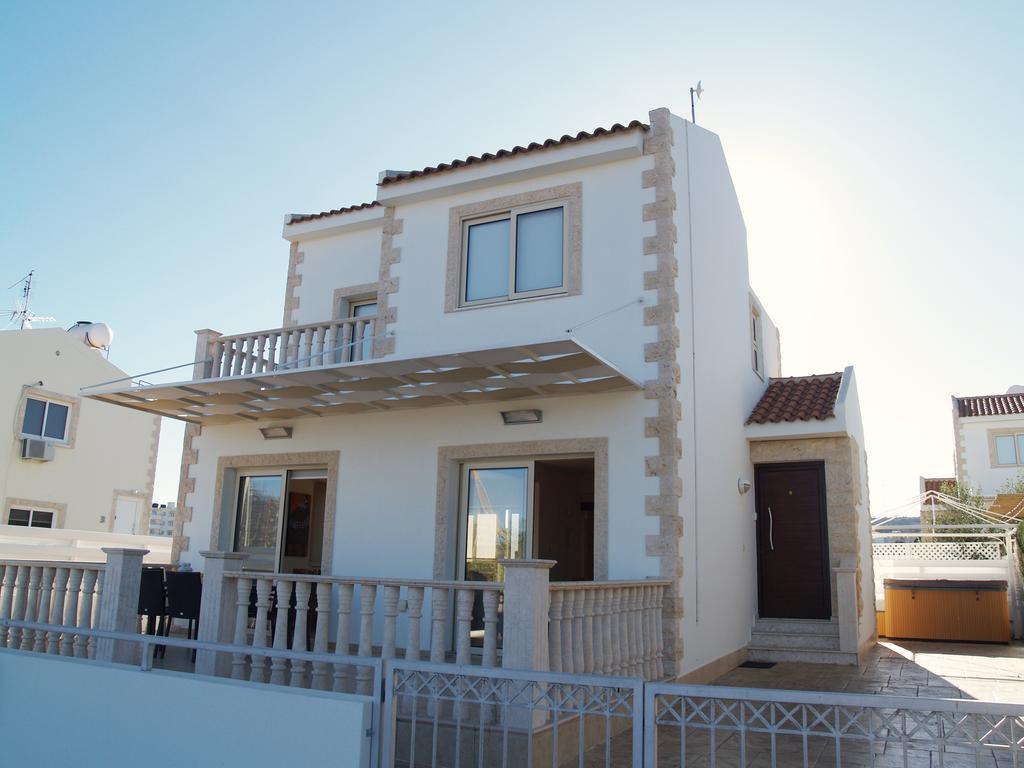 Villa Ithaca *