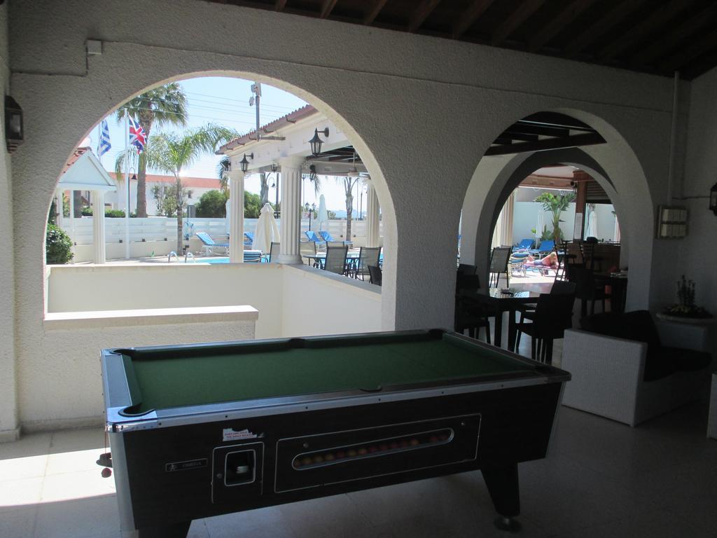Tsialis Aparthotel 2*