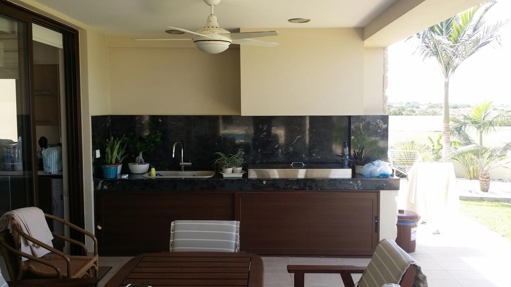 Noufaro Luxury Villa *