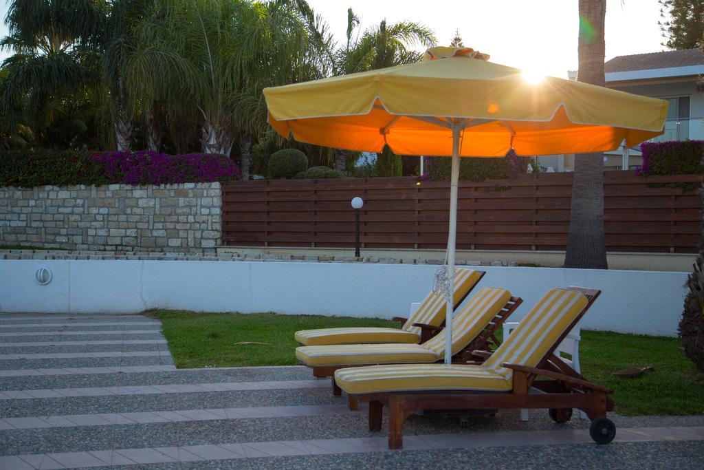 Apartment 3 Bedroom D102 On The Beach At Thera *