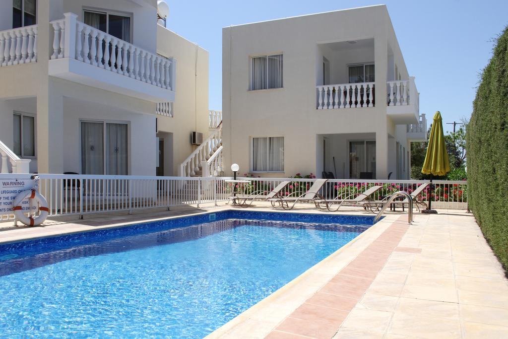 Constantia Gardens * Paphos