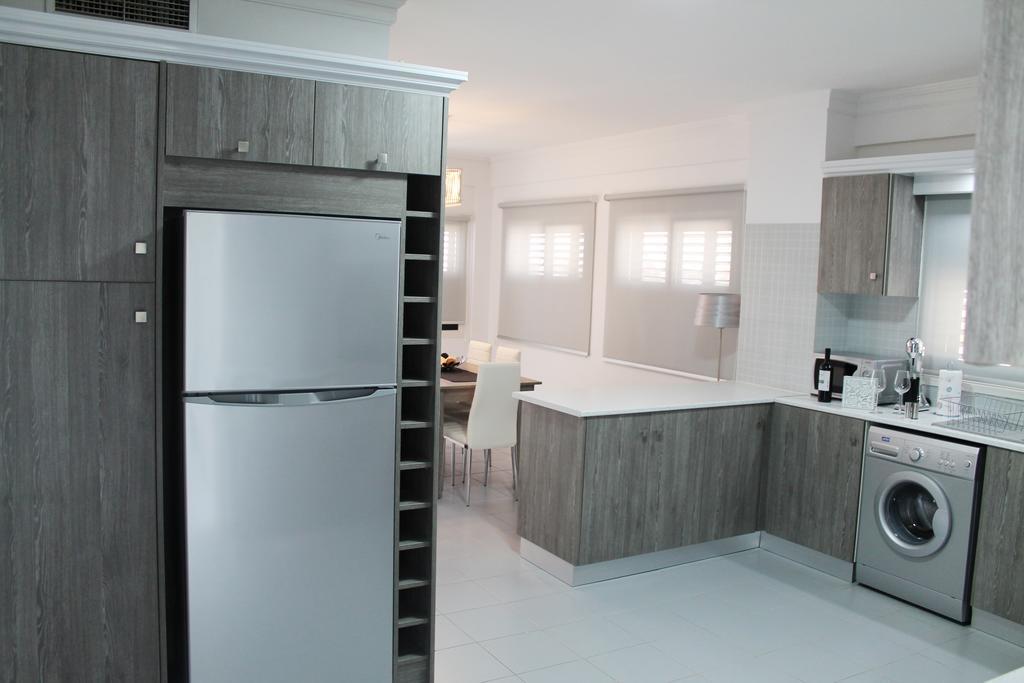 Apartment Lazuli Beachfront Penthouse 504 Larnaca