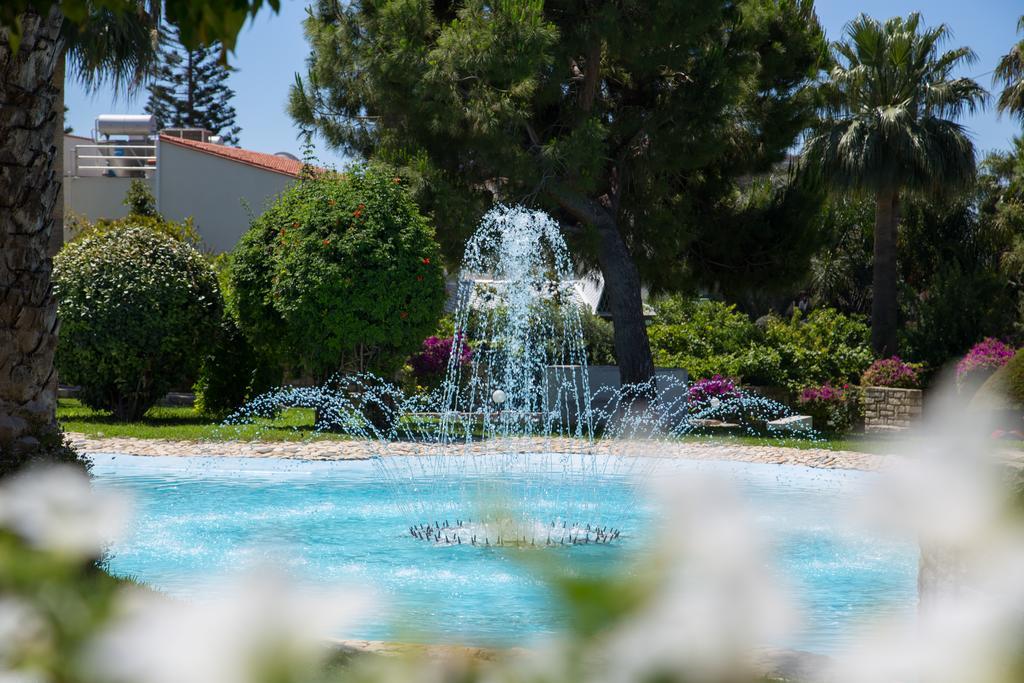 3 Bedroom D102 On The Beach At Thera