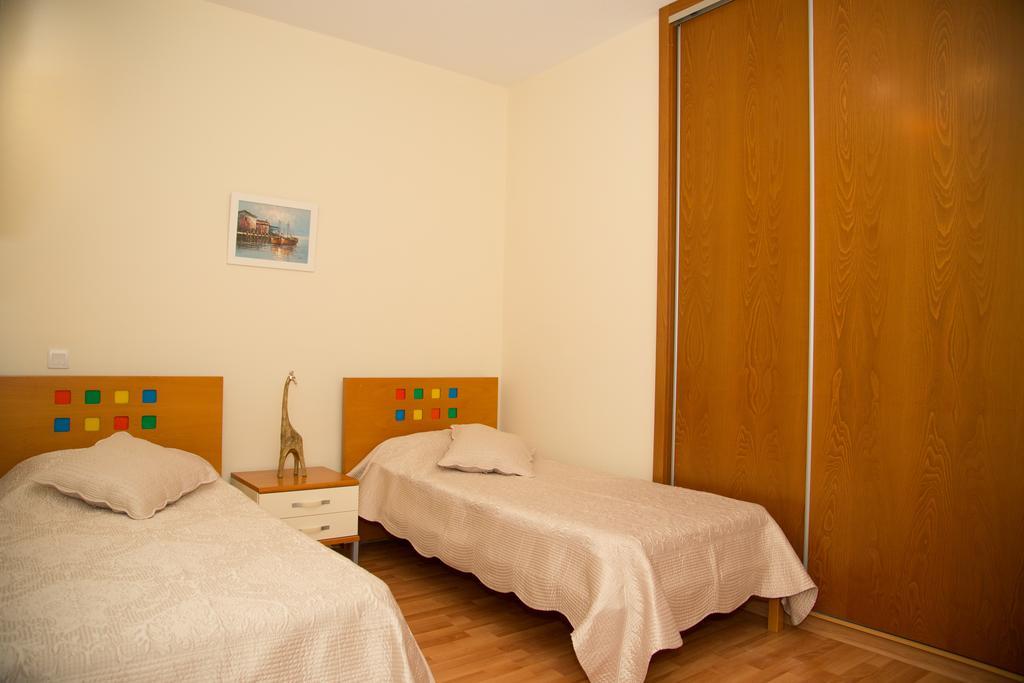 3 Bedroom D102 On The Beach At Thera
