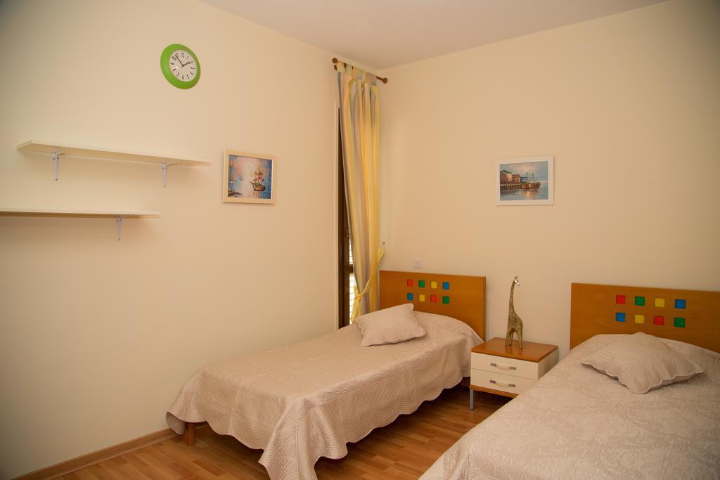 3 Bedroom D102 On The Beach At Thera Limassol