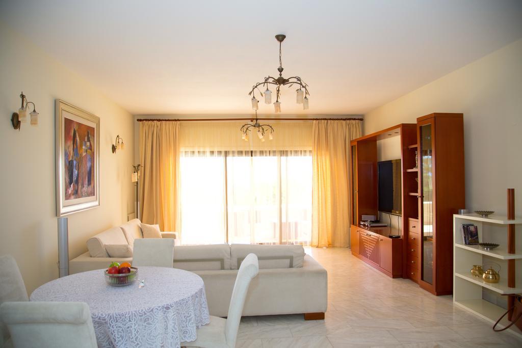 3 Bedroom D102 On The Beach At Thera Limassol