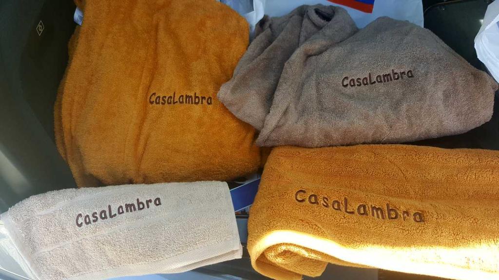 Casalambra Villa *