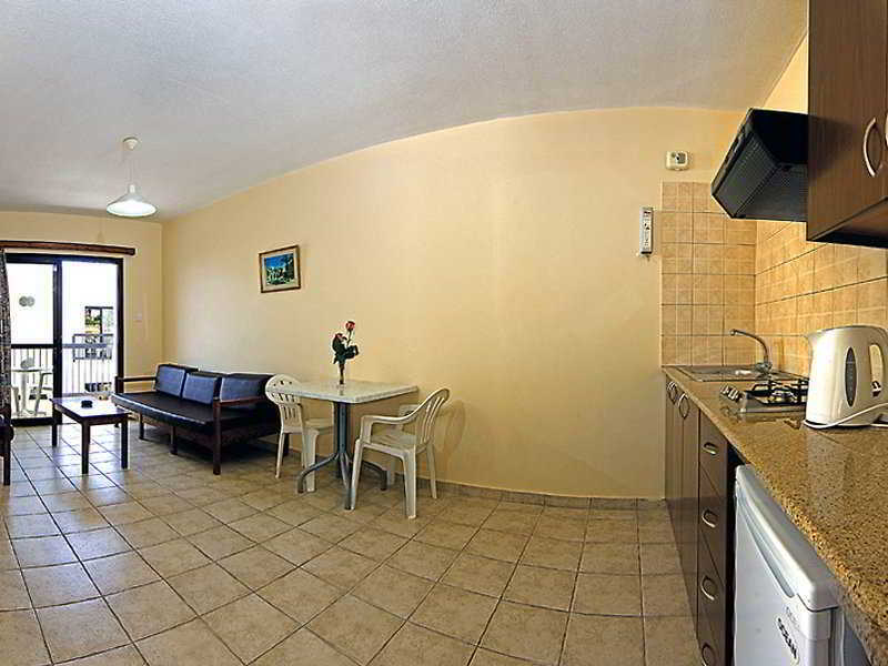 Tasia Maris Oasis 3*