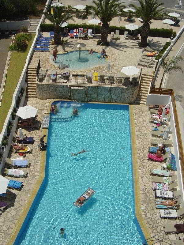 Hotel Sunrise Gardens 4*