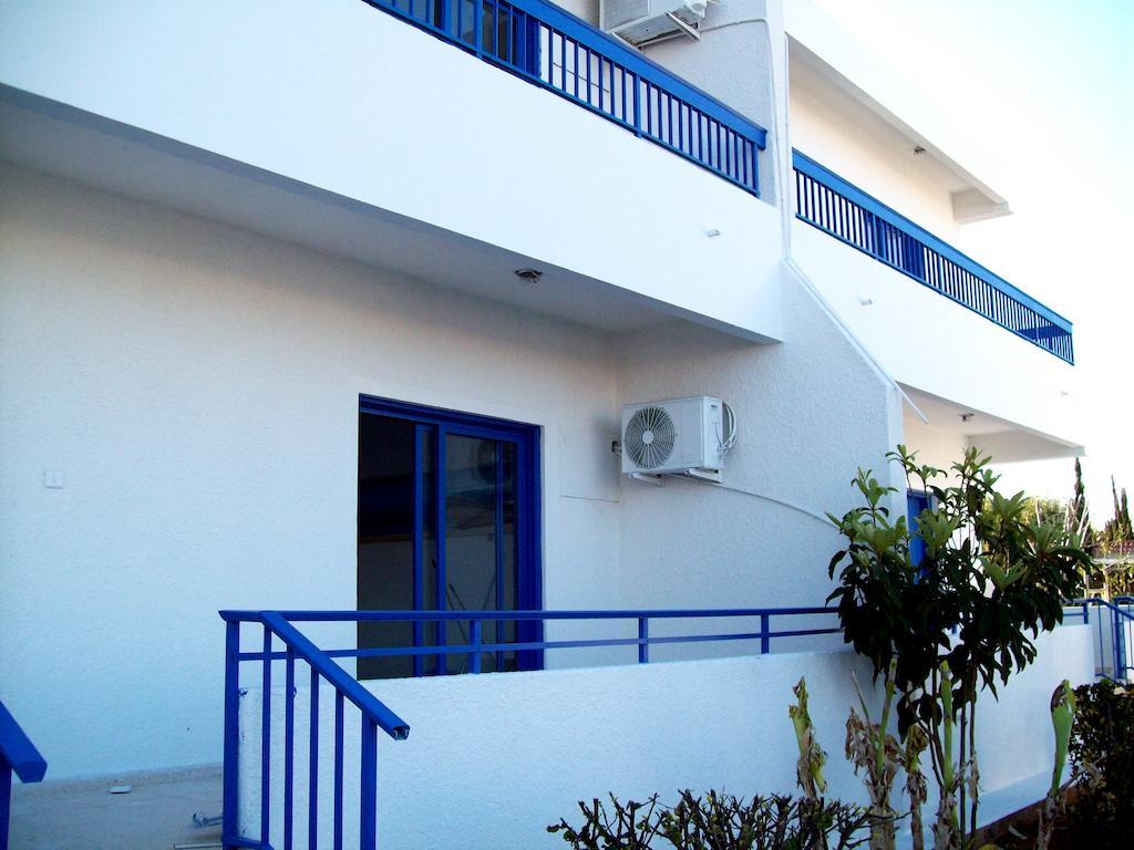 Flokkas Aparthotel 2*