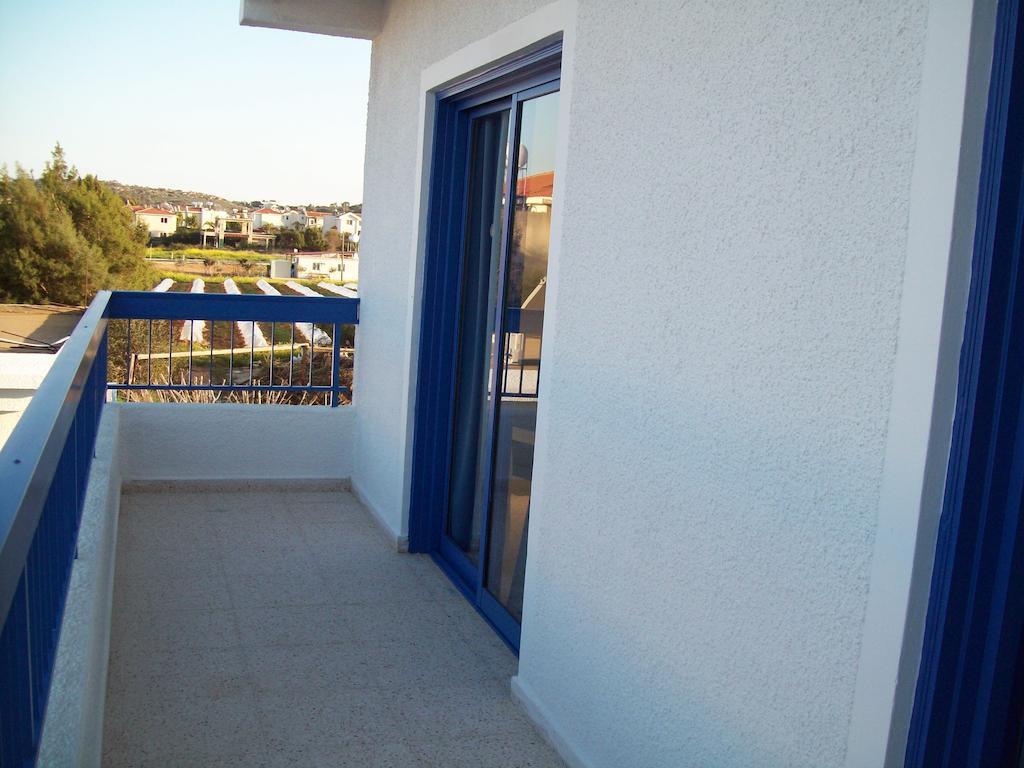 Flokkas Aparthotel 2*