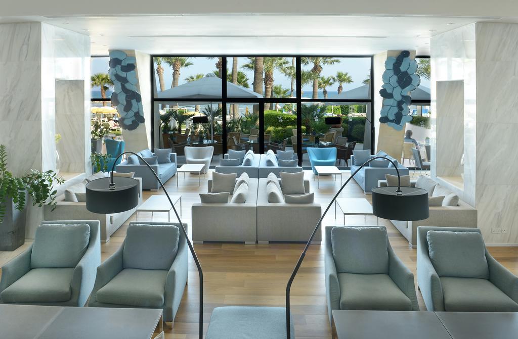 Resort Palm & 4*