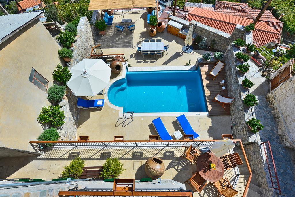 Landhuis Vasilikis House *