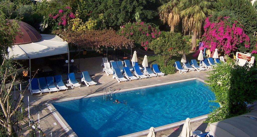 Jasmine Aparthotel Limassol