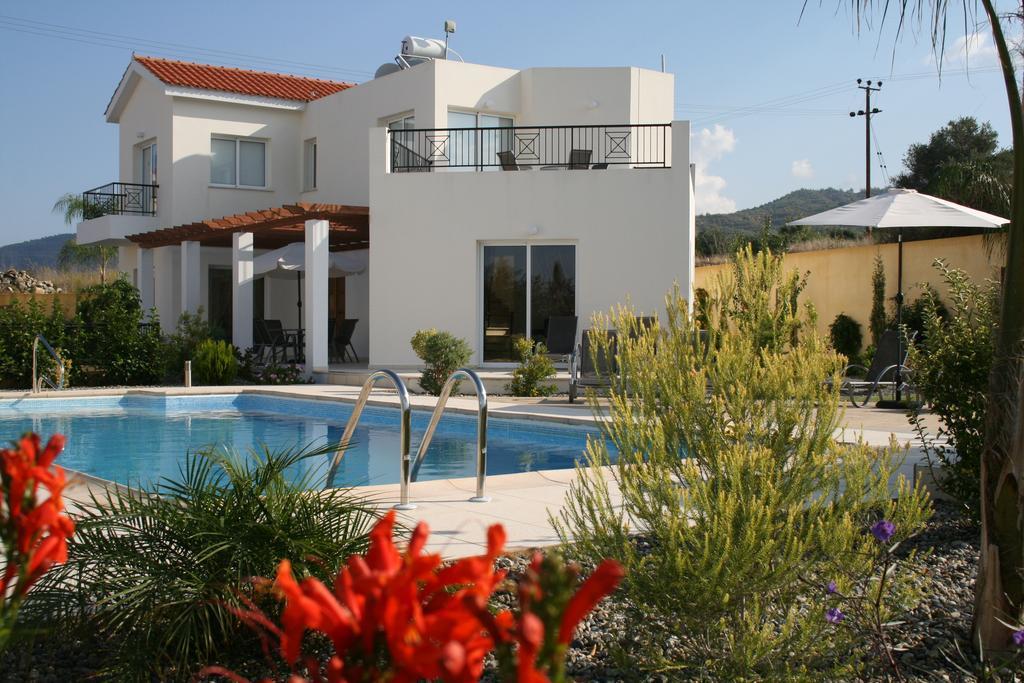 Panemorfi Thea Agia Marina (Northern Cyprus)