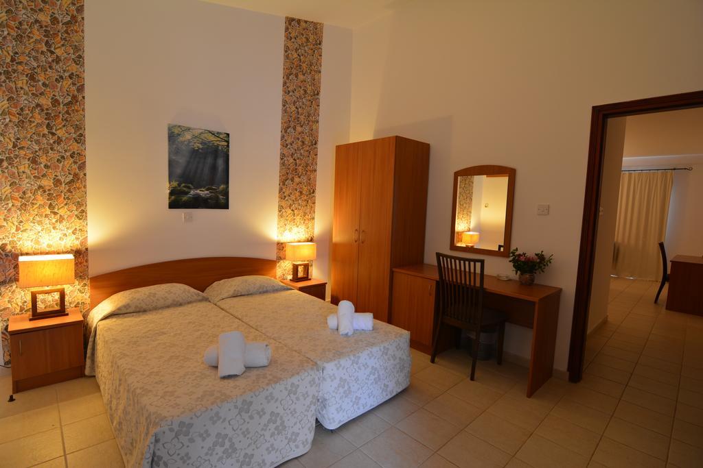 Palates Hotel