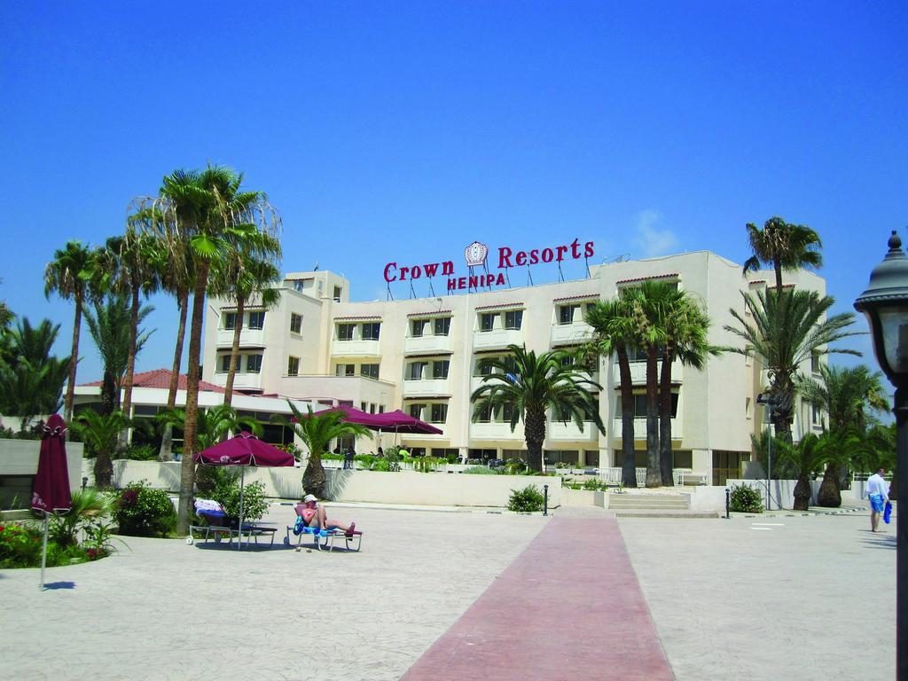 Crown Henipa