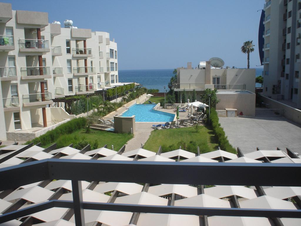 Apartment Luxury By The Sea