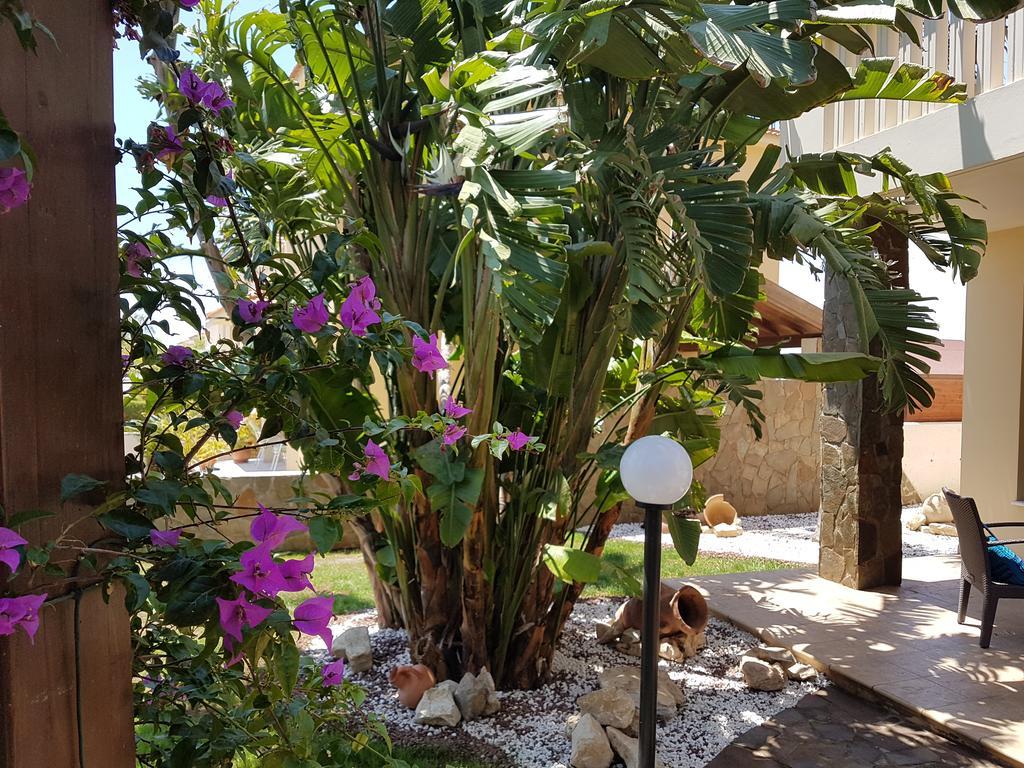 Galleria Villa *