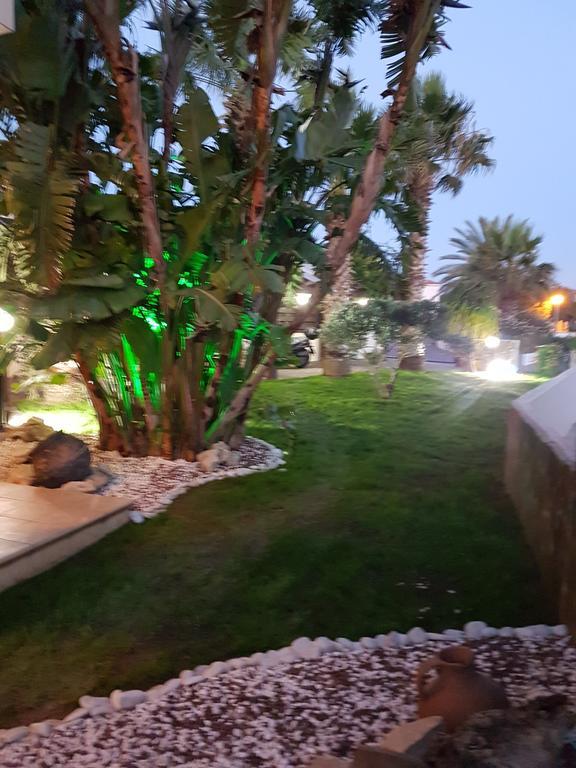 Galleria Villa *