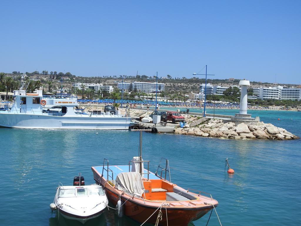 Corfu 4* Agia Napa