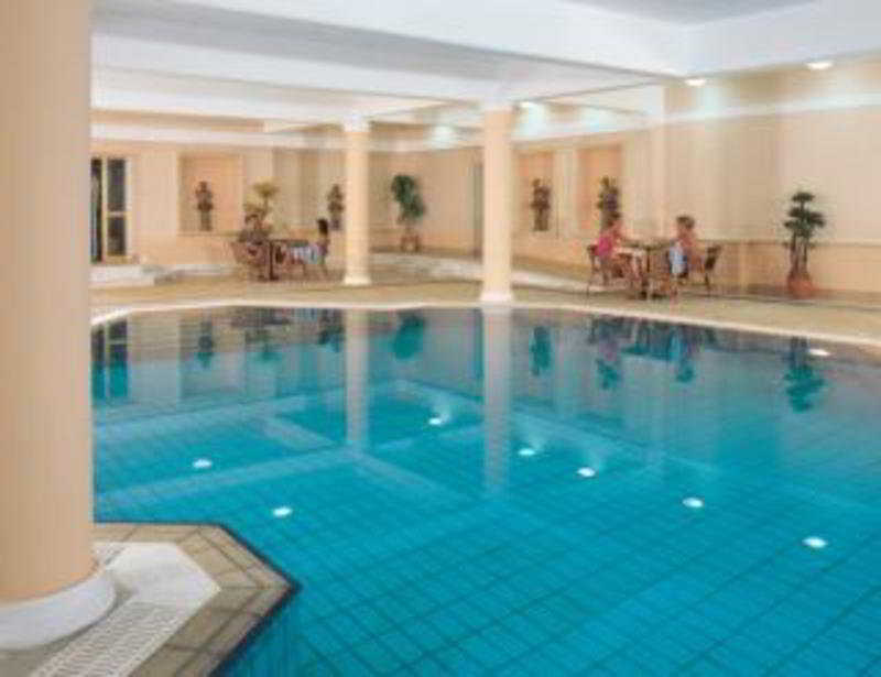 Hotel Crown Henipa Larnaca