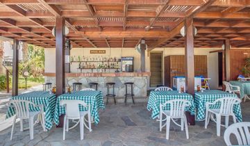 Harry's 3* Protaras