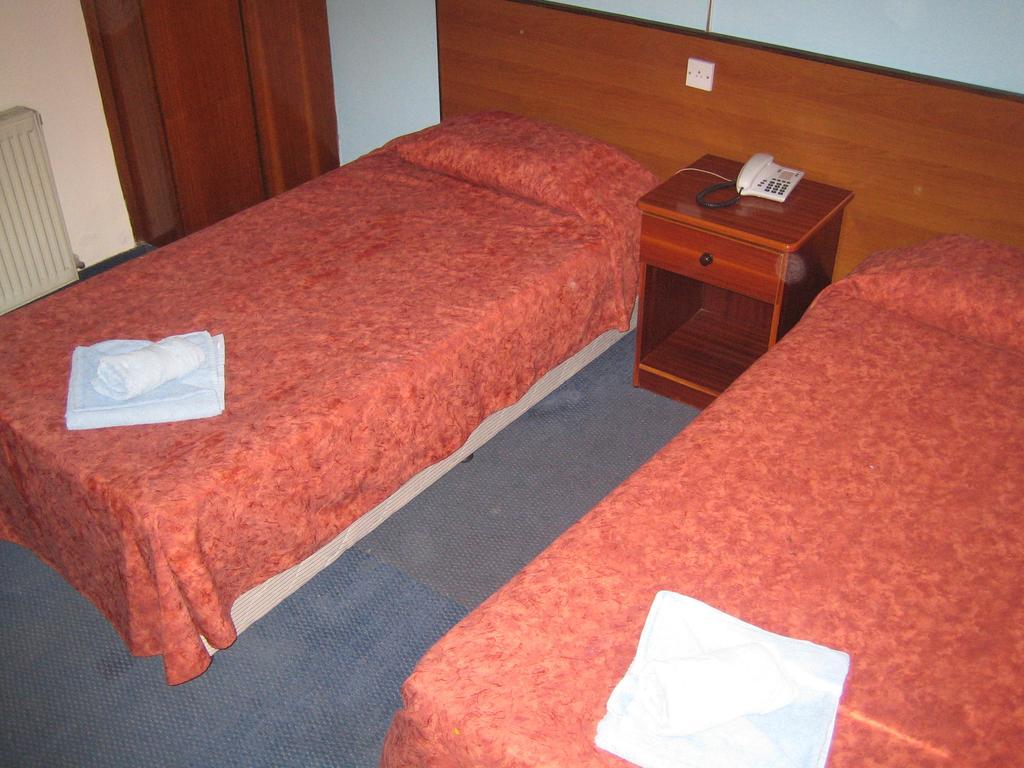 Onisillos 2* Larnaca