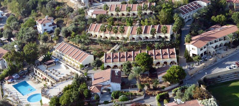 Hotel Bellapais Monastery Village