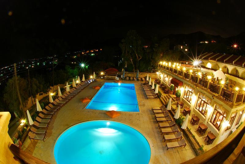 Bellapais Monastery Village Hotel Kazaphani