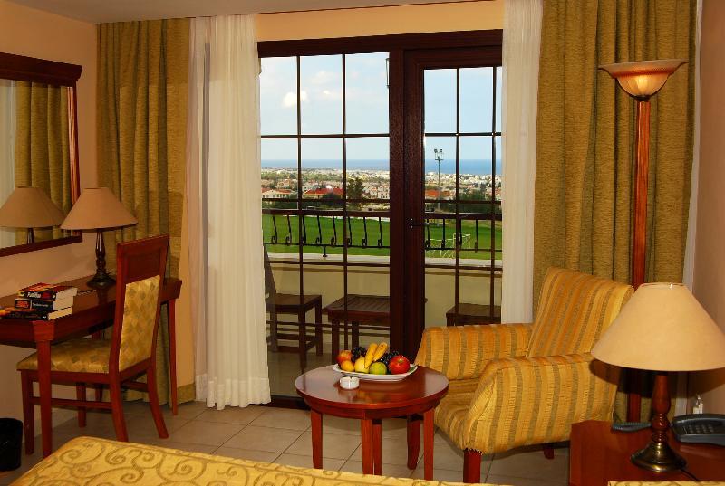 Bellapais Monastery Village Hotel