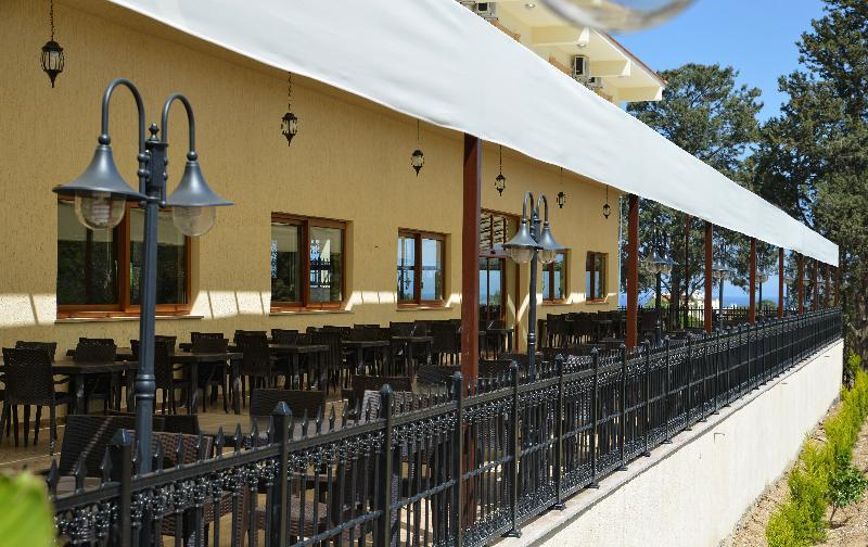Riverside Garden Hotel