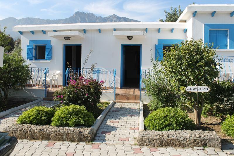 Santoria Holiday Village 3*