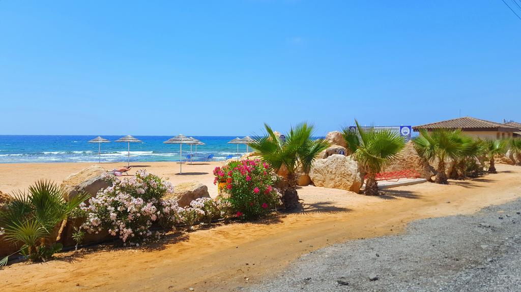 Villa By The Sea *