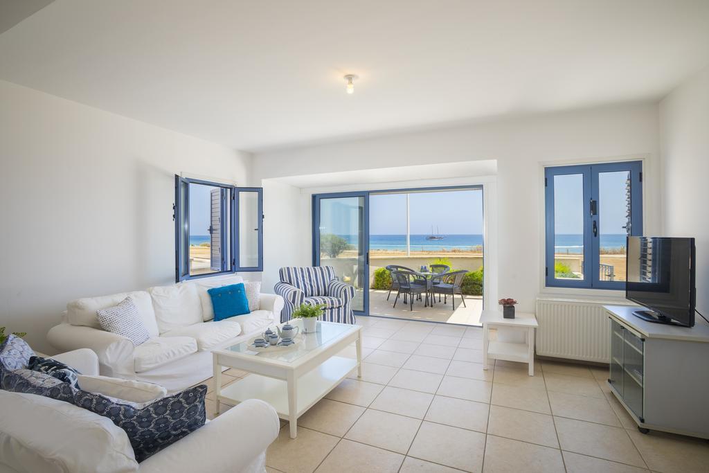 Protaras Seafront Protamare Villa Pernera