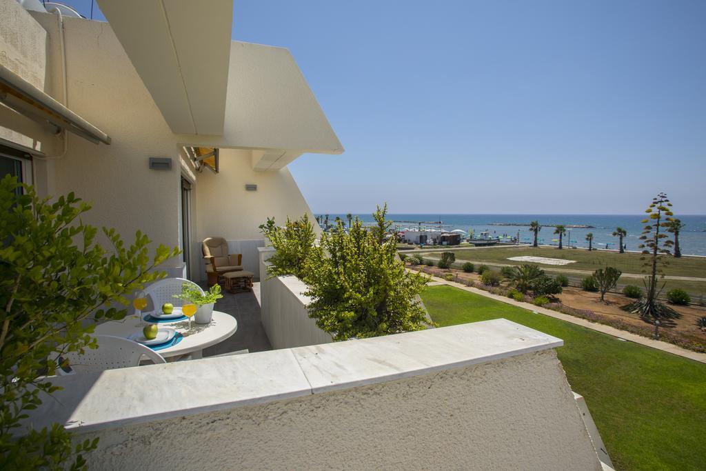 Larnaca Sunshore Beachfront Apartment