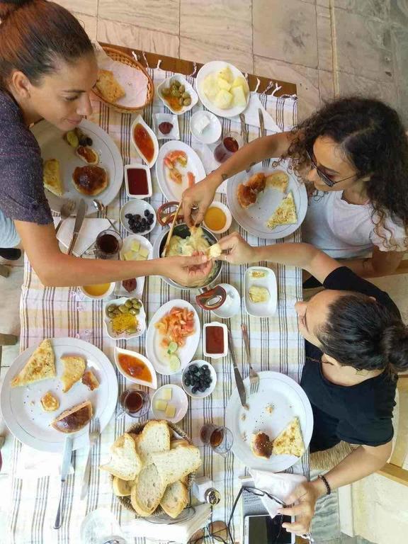 Revakli Ev Guest house *