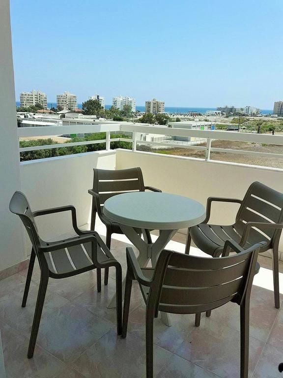 401 Camelia Court * Larnaca