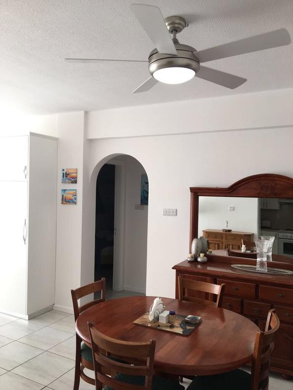 Kings Palace - Modern Penthouse With Incredible Sea Views * Paphos