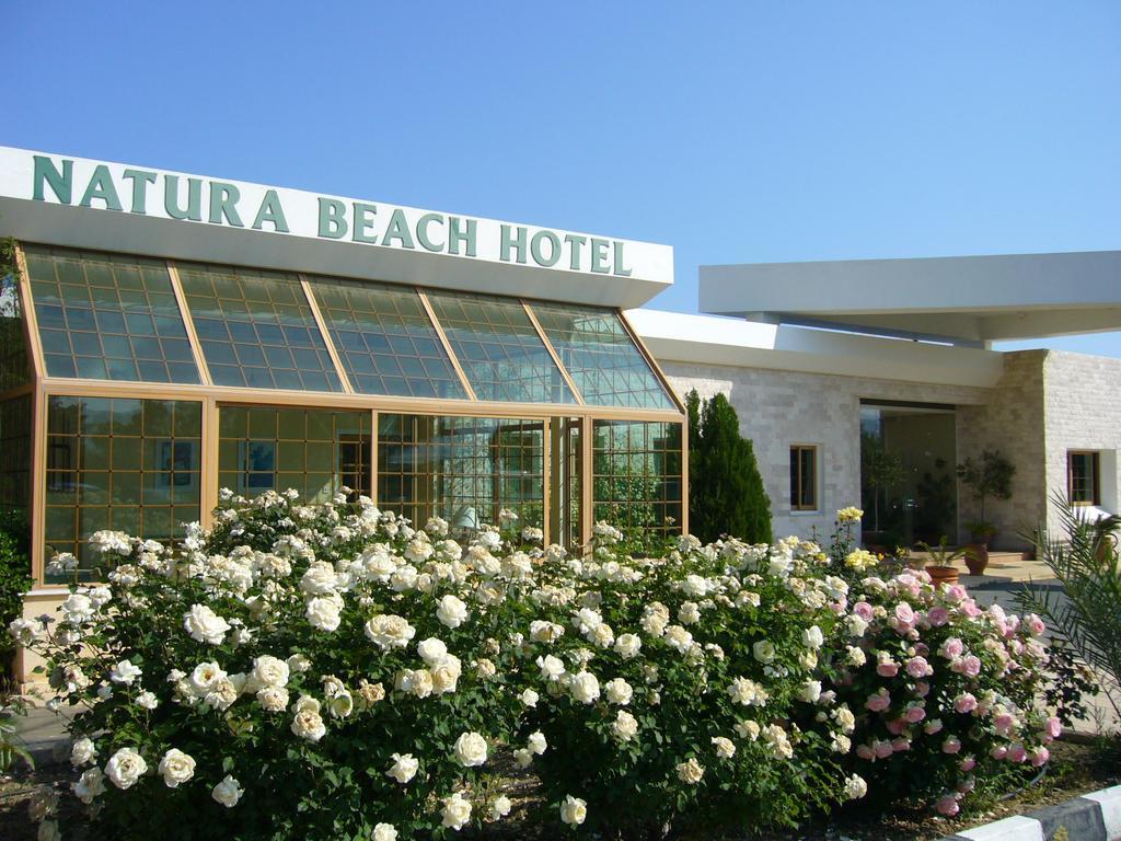 Natura And Hotel Polis