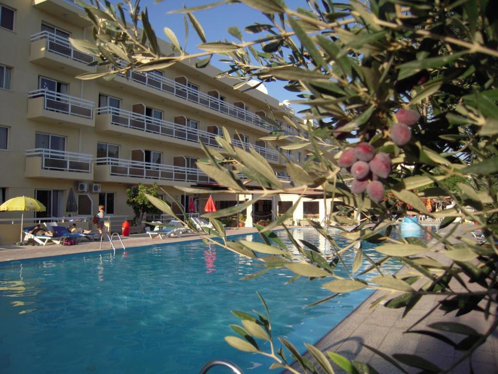 Sunquest Gardens Holiday