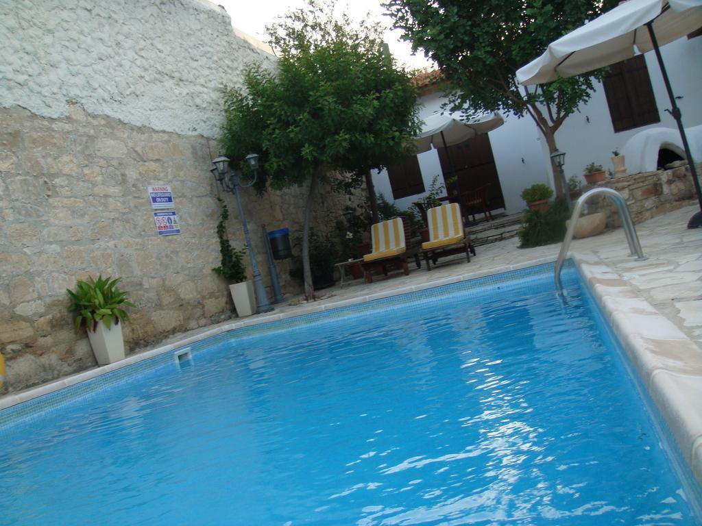 Avalon Village Pensão 3*