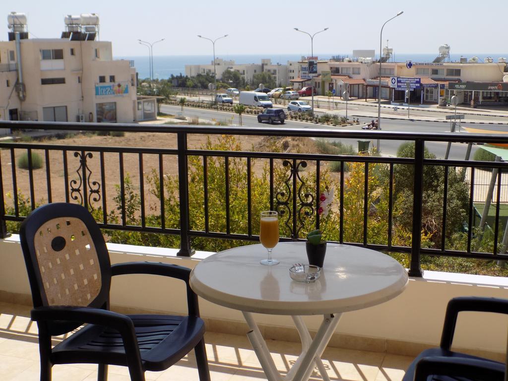 Kyriakos Court Guest house