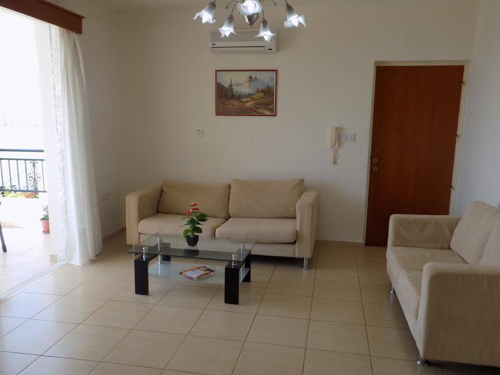 Kyriakos Court