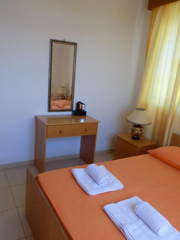 Guest house Kyriakos Court
