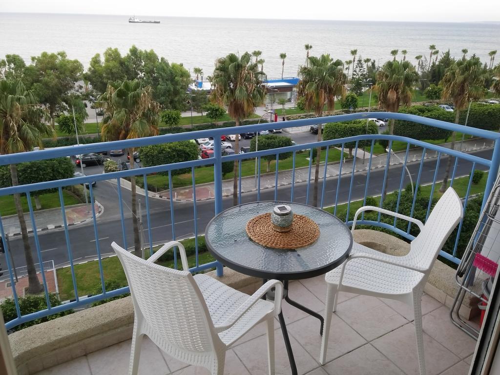 Sea Front & City Center, Amazing Sea View Apartamento