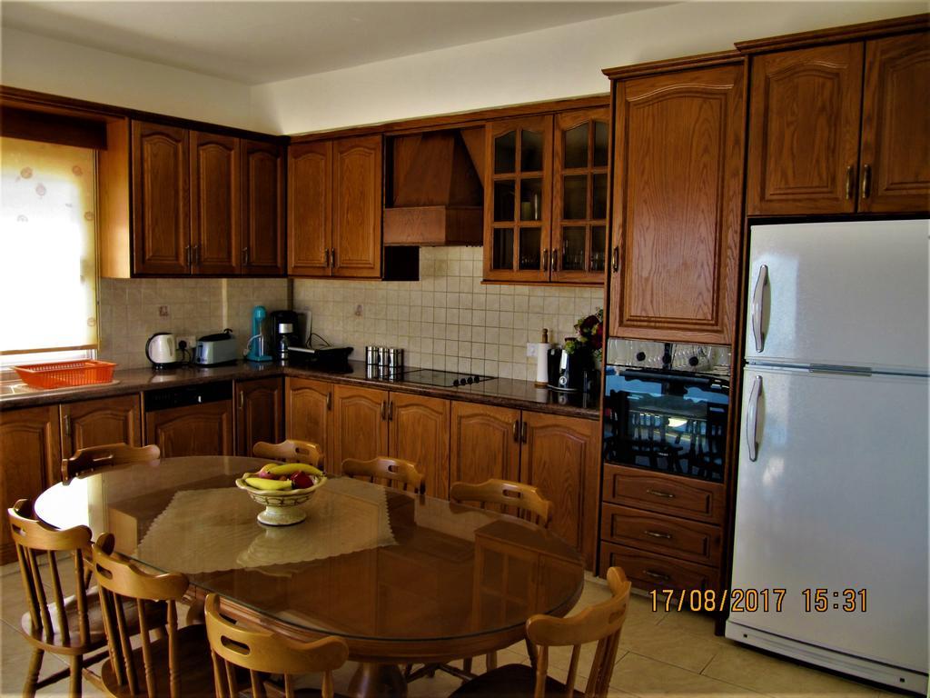 Dioni Holiday home