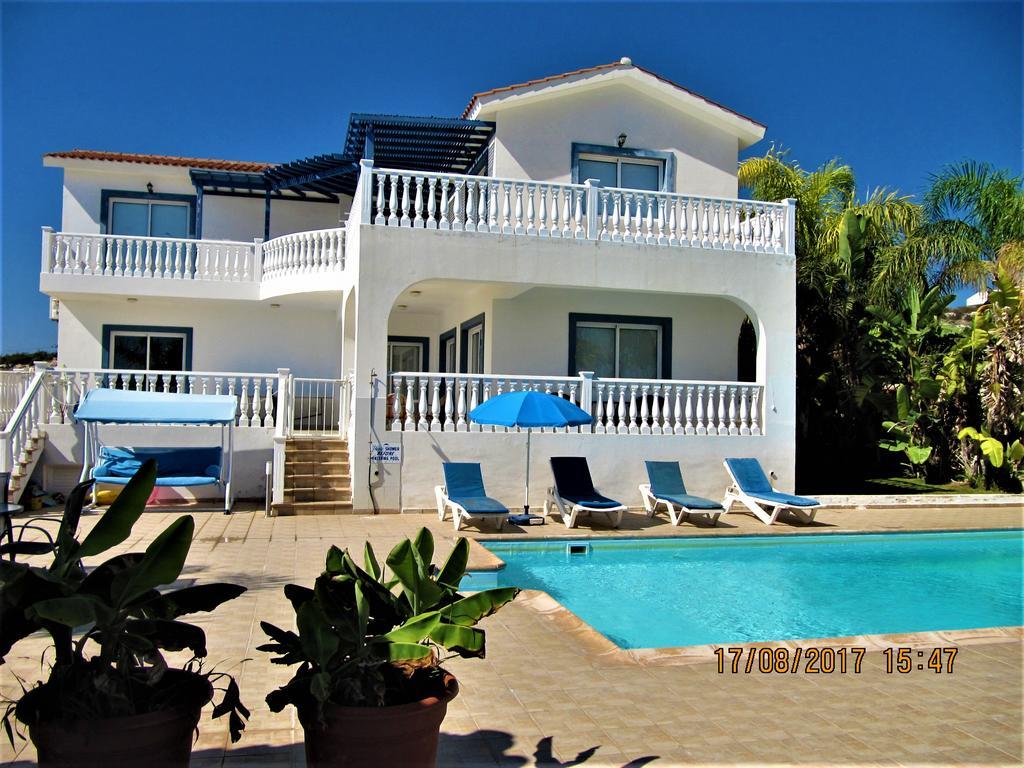 Holiday home Dioni