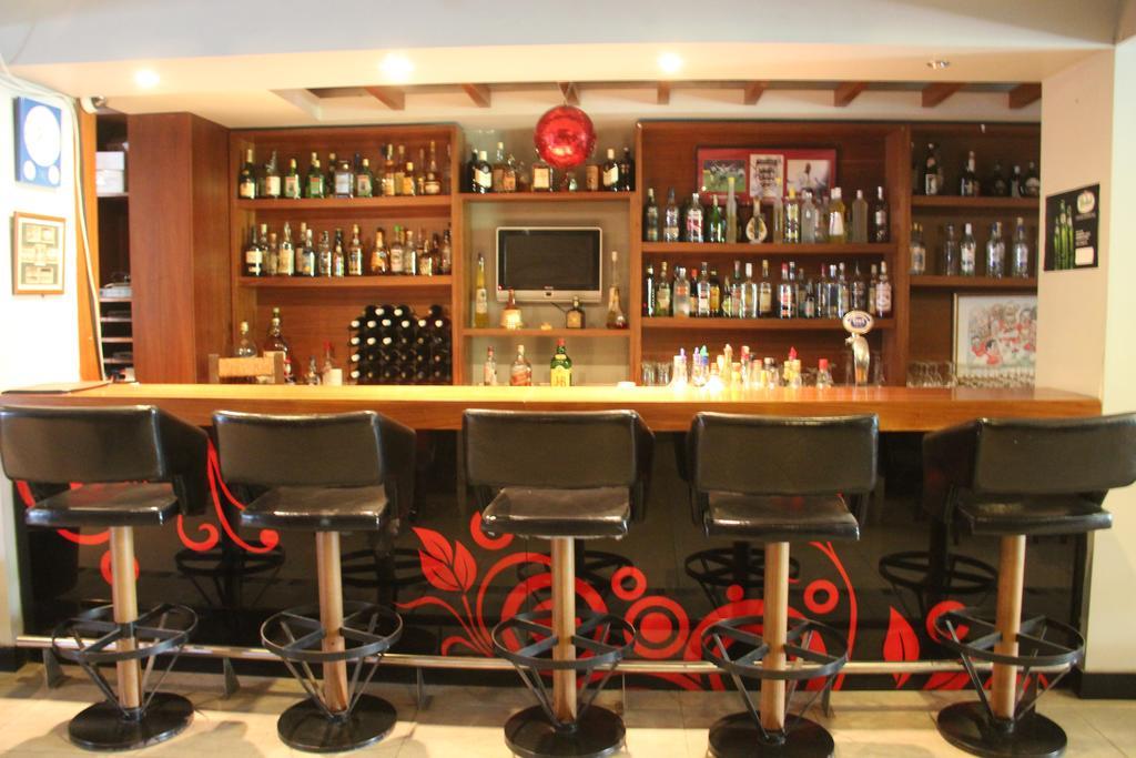 Pine Bay Boutique & Cakistes Restaurant Hotel 3*