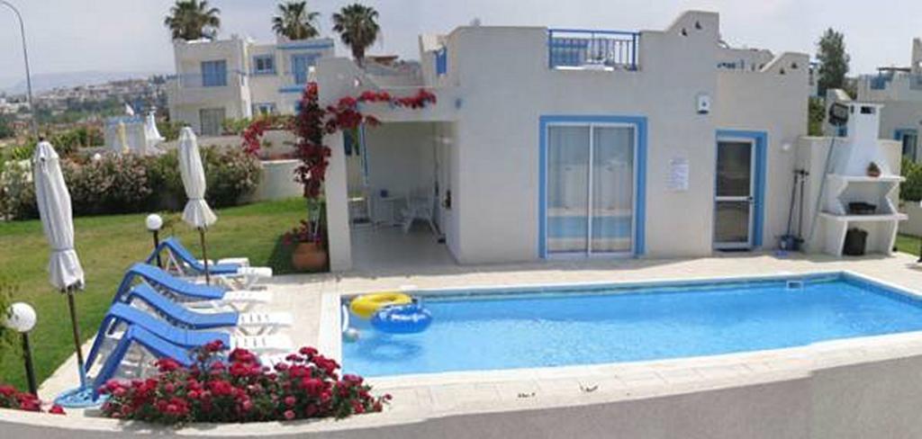 Villa Philippos - 3 *